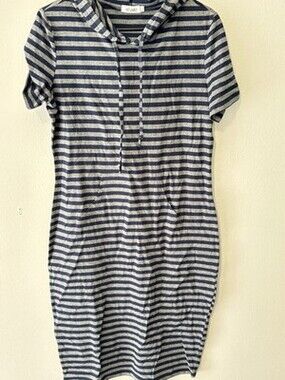 MISSKY L Short Sleeve Hooded Striped T-Shirt Dress Blue Gray Knee Length